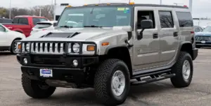 У мережі показали 20-річний Hummer без пробігу: справжня капсула часу